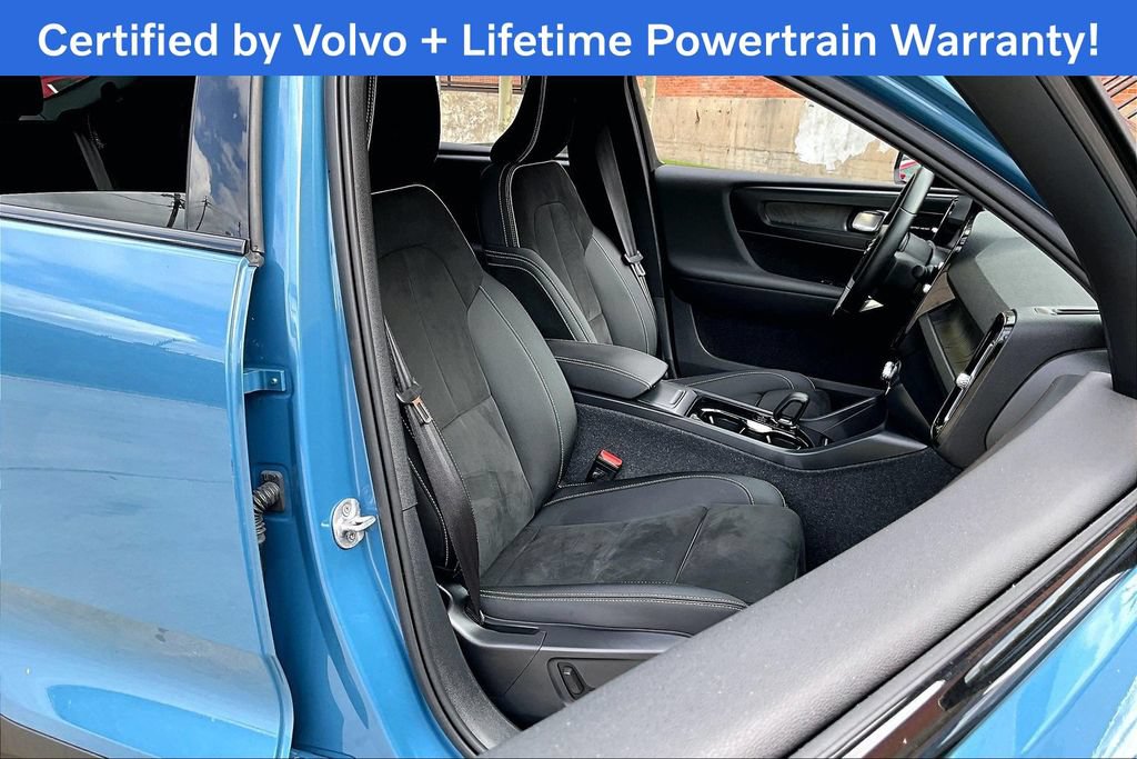 Certified 2023 Volvo C40 P8 Recharge Ultimate w/ Protection Package Premier AWD/4WD image 10