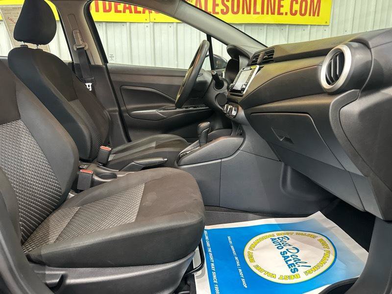 Used 2021 Nissan Versa S FWD image 23