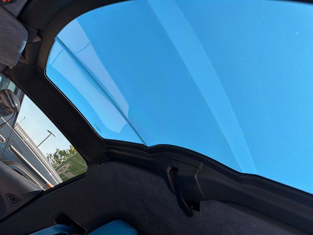 Used 2021 Chevrolet Corvette Stingray Premium Cpe w/ Z51 Performance Package RWD image 15