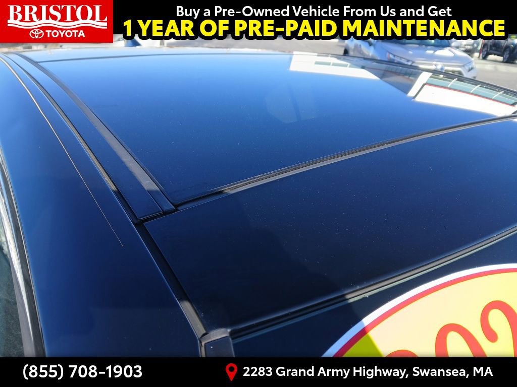 Used 2023 Toyota Camry XSE image 11