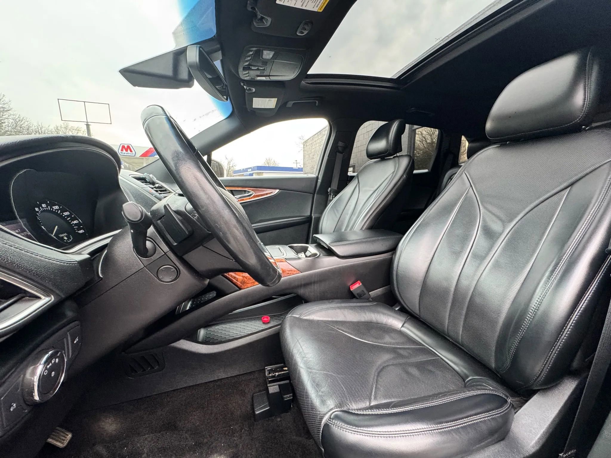 Used 2018 Lincoln MKX Reserve w/ Lincoln MKX Climate Package image 13