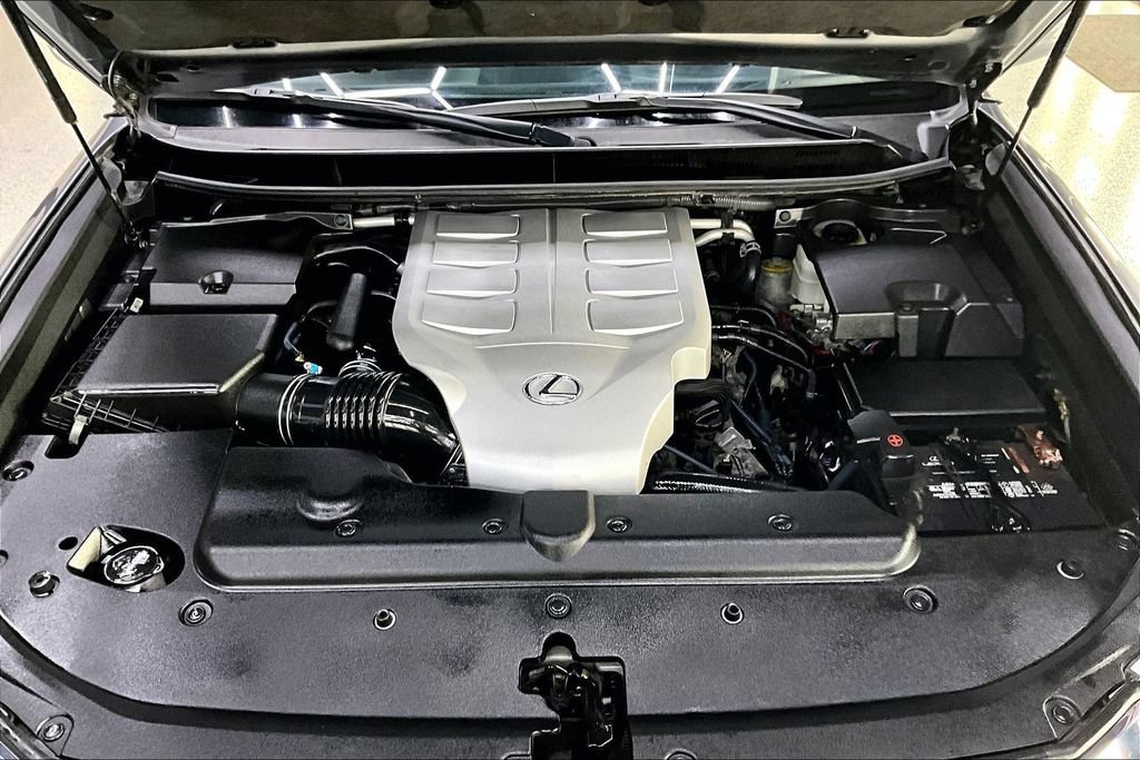 Used 2015 Lexus GX 460 w/ Premium Package AWD/4WD image 33