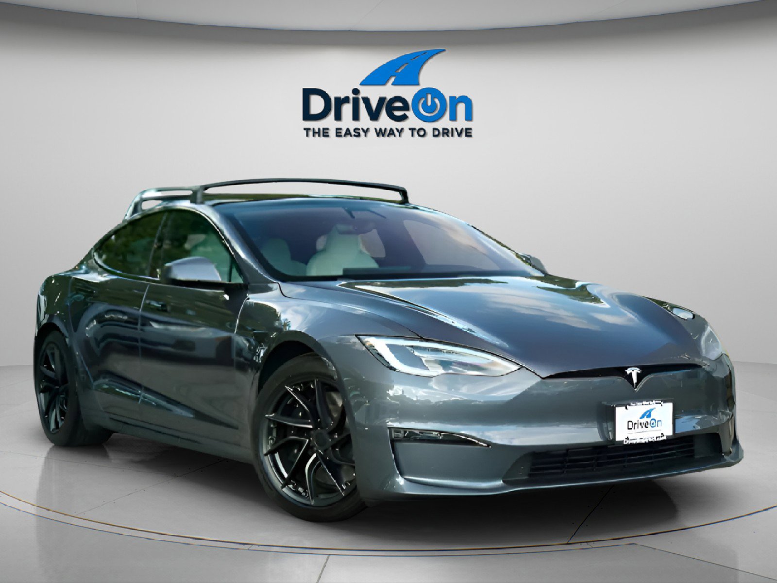 Used 2021 Tesla Model S Plaid image 18