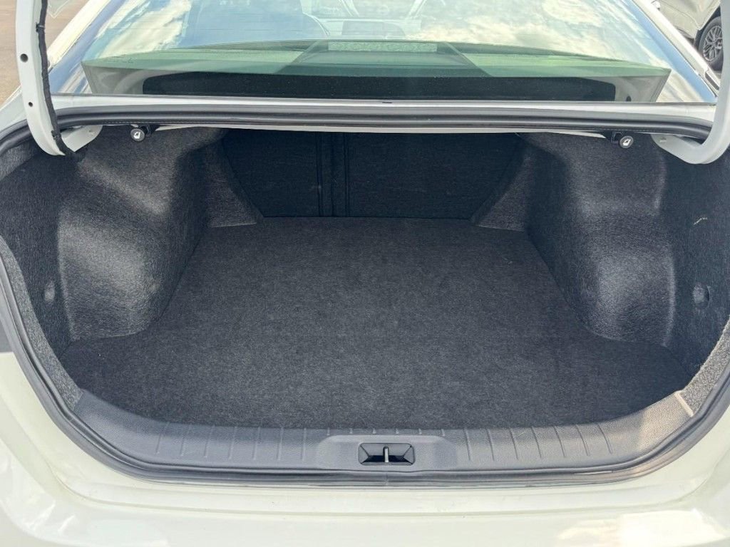 Used 2025 Nissan Altima 2.5 S FWD image 6