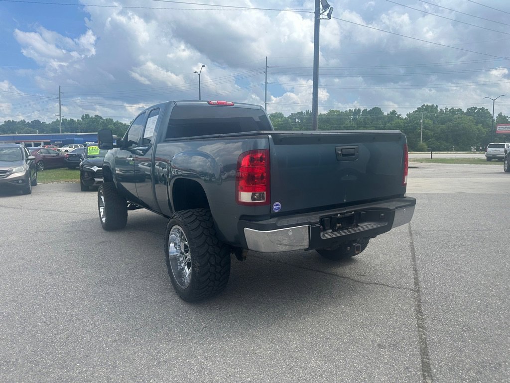 Used 2011 GMC Sierra 1500 SLE w/ Power Tech Package AWD/4WD image 3