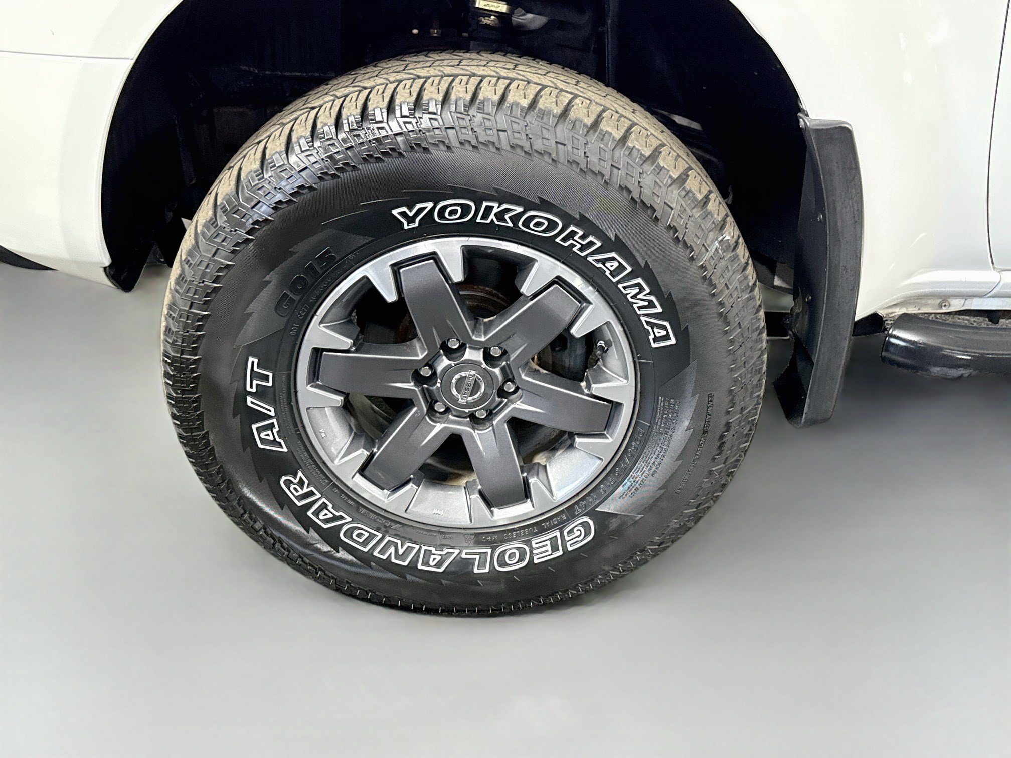 Used 2018 Nissan Frontier PRO-4X AWD/4WD image 37