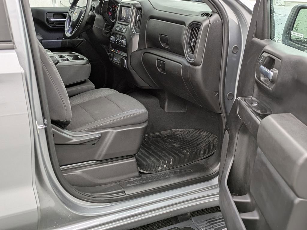 Used 2024 Chevrolet Silverado 1500 Custom AWD/4WD image 17