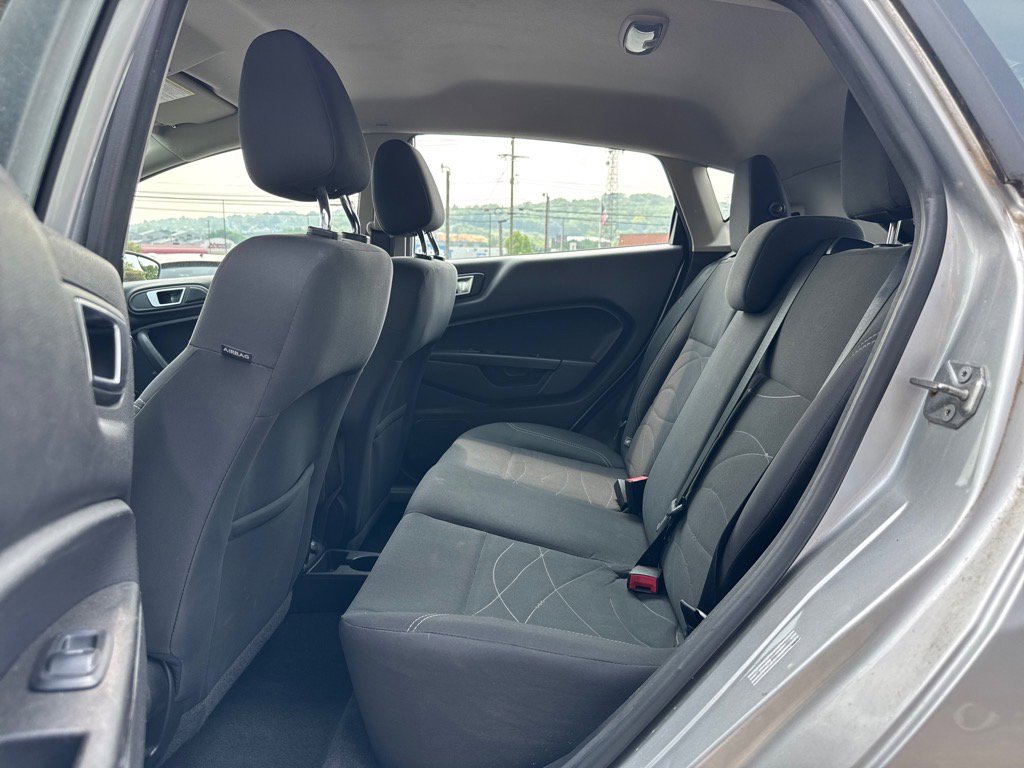 Used 2016 Ford Fiesta SE image 8