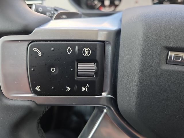 Used 2025 Land Rover Discovery S AWD/4WD image 21