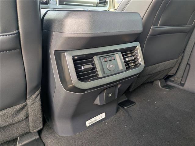 New 2026 Ford F250 Platinum w/ Tremor Off-Road Package AWD/4WD image 19