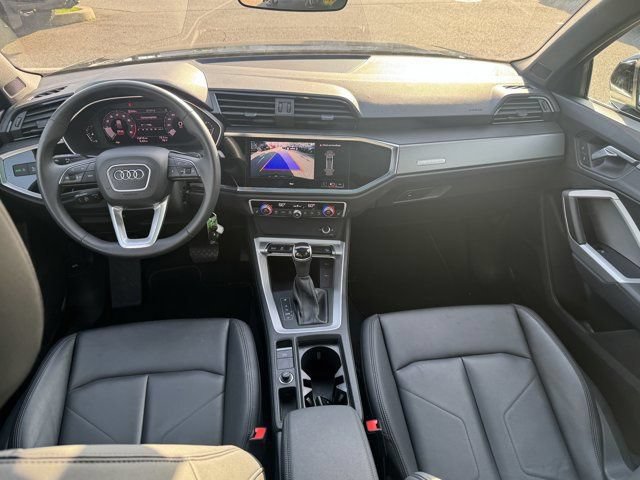 Certified 2025 Audi Q3 2.0T Premium AWD/4WD image 11