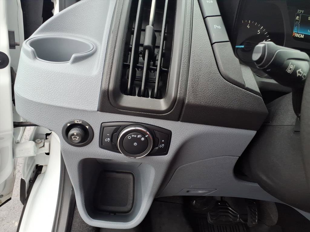 Used 2019 Ford Transit 150 XLT image 31