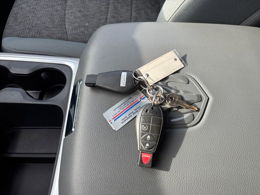 Used 2018 RAM 2500 Big Horn image 33