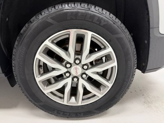 Certified 2017 GMC Acadia SLE w/ Driver Alert Package I AWD/4WD image 18