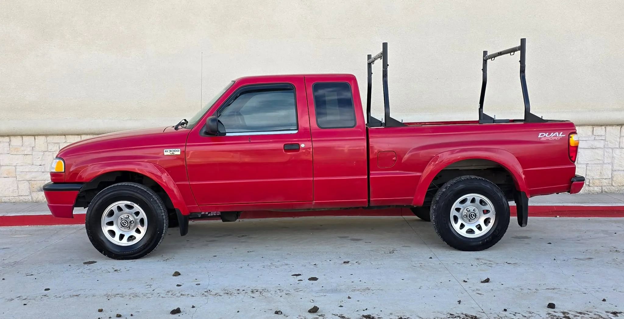 Used 2004 MAZDA B-Series Pickup 2WD Cab Plus B3000 w/ Convenience Pkg image 7