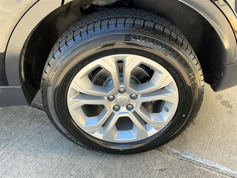 Used 2020 Land Rover Discovery Sport S image 26