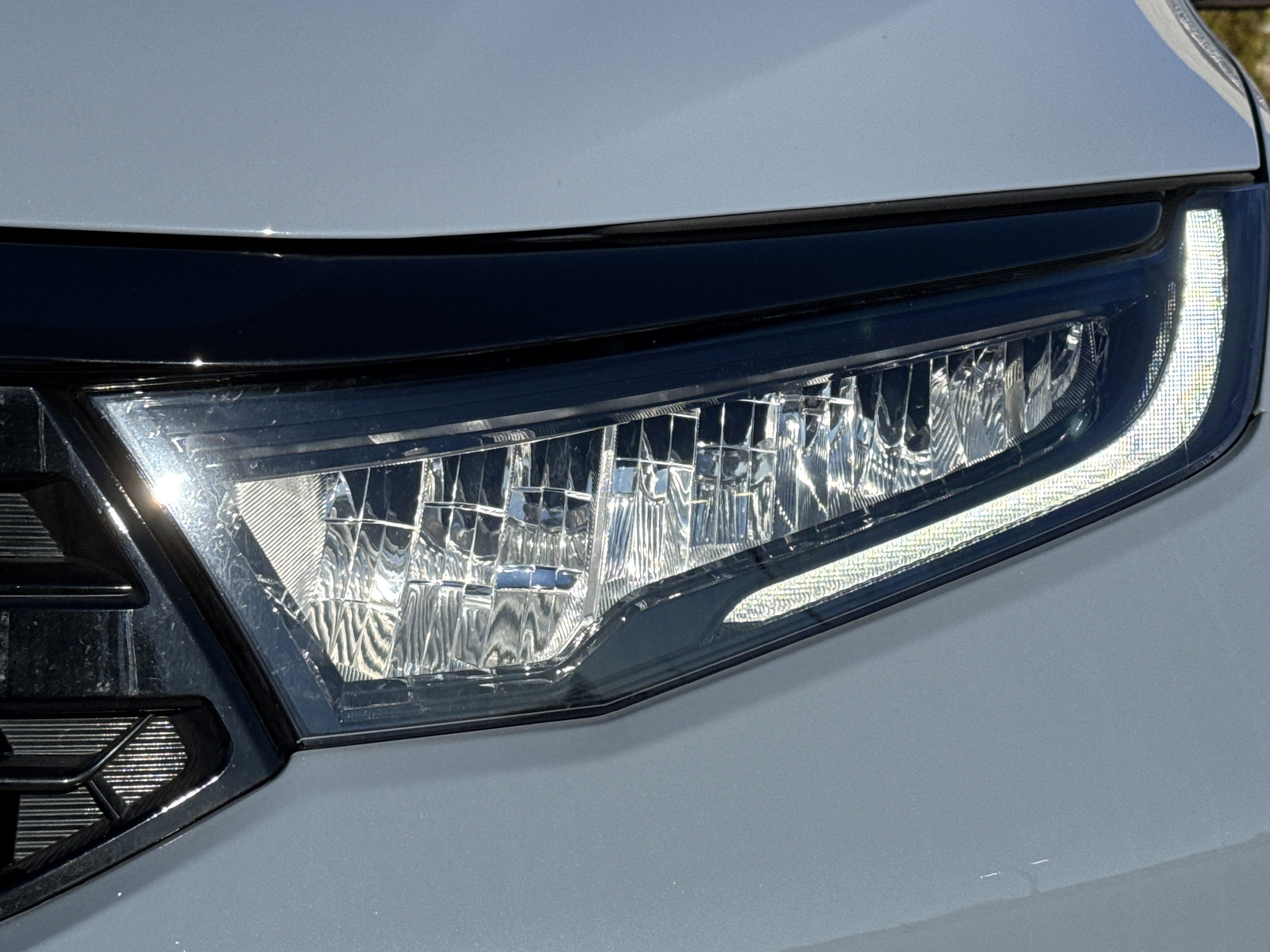 Used 2025 Honda Odyssey Touring image 6
