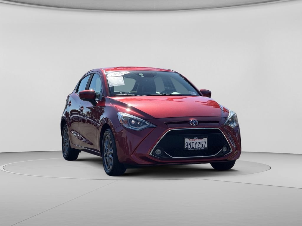 Used 2020 Toyota Yaris XLE FWD image 4