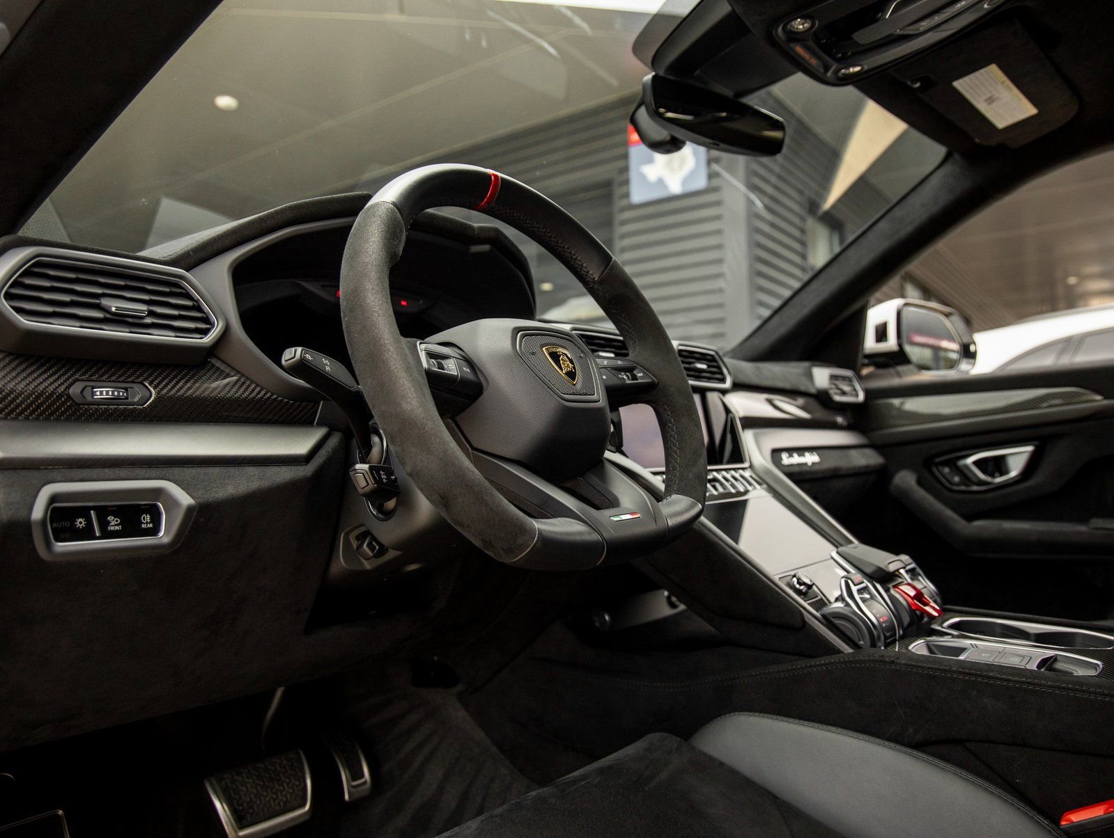 Used 2024 Lamborghini Urus Performante image 28