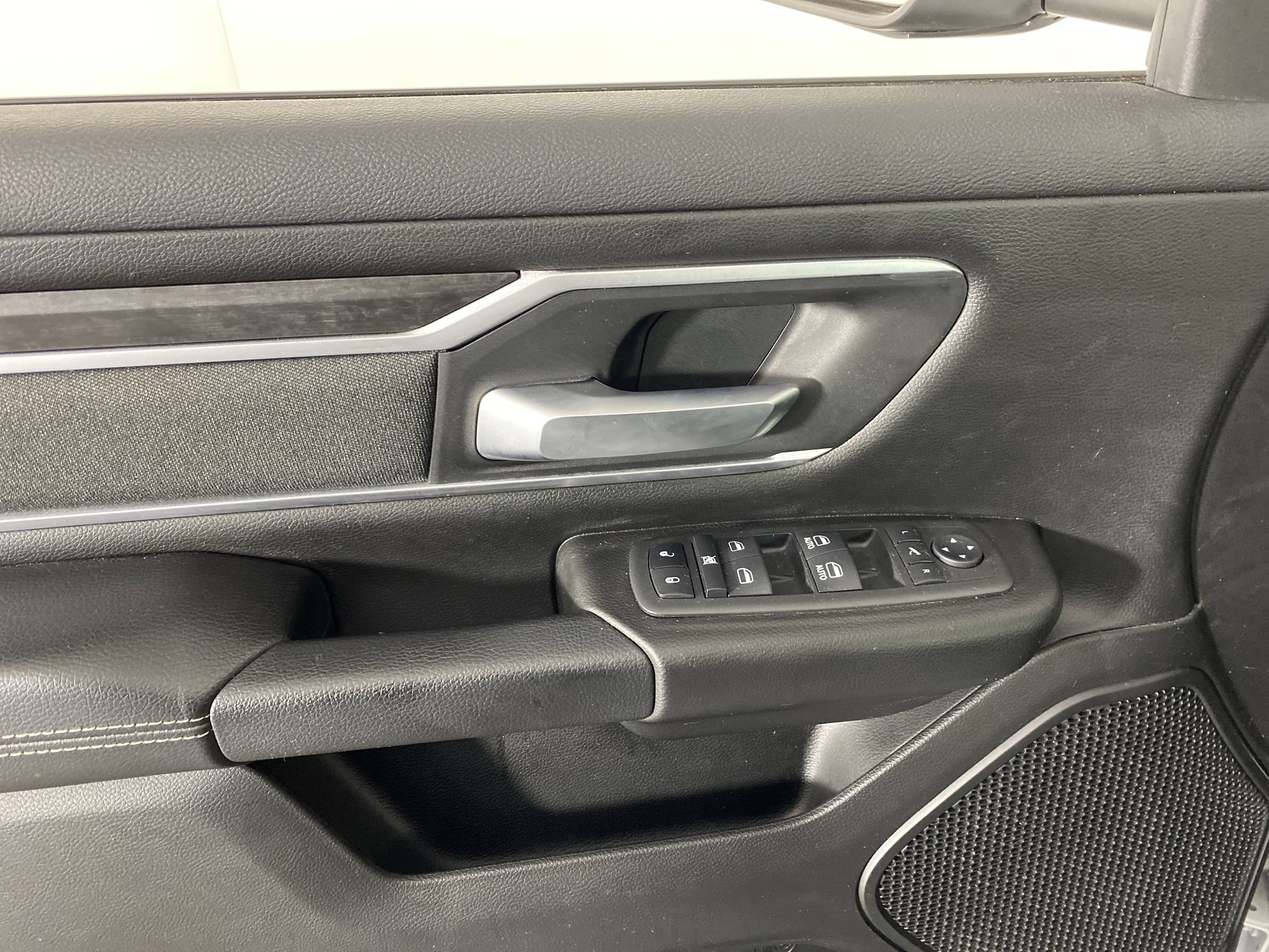 Used 2022 RAM 1500 Big Horn AWD/4WD image 15