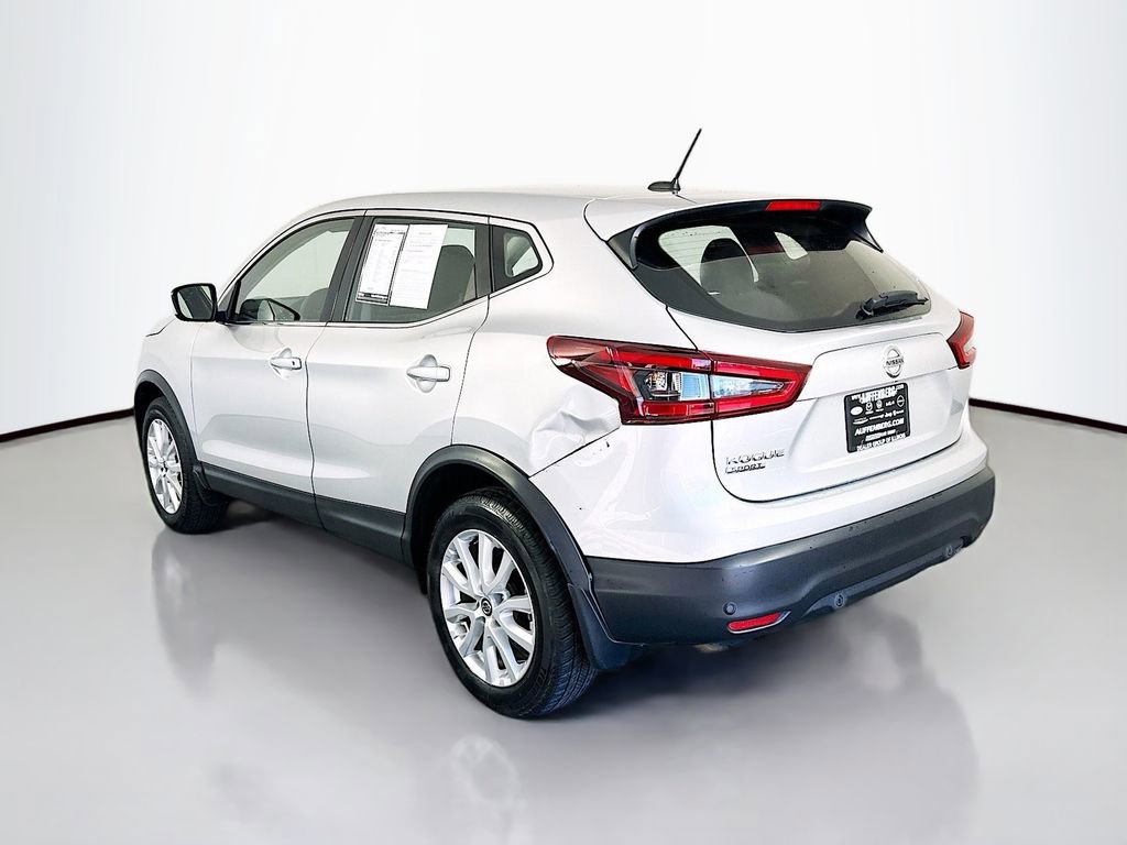 Used 2022 Nissan Rogue Sport S image 5