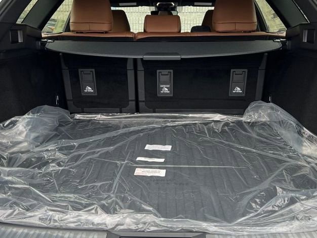 New 2026 Toyota Crown Signia image 34