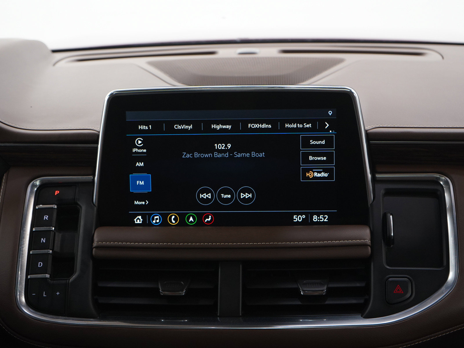 Used 2021 Chevrolet Suburban High Country w/ Premium Package AWD/4WD image 18