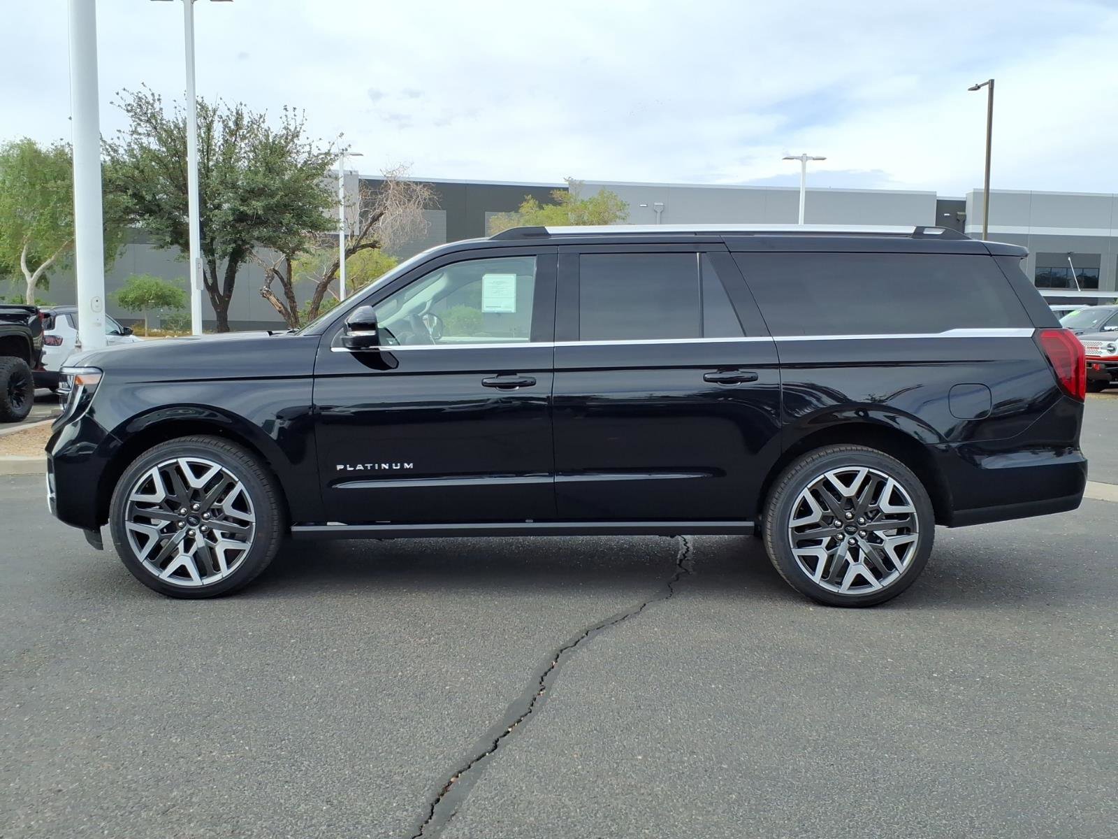 New 2026 Ford Expedition Max Platinum AWD/4WD image 2