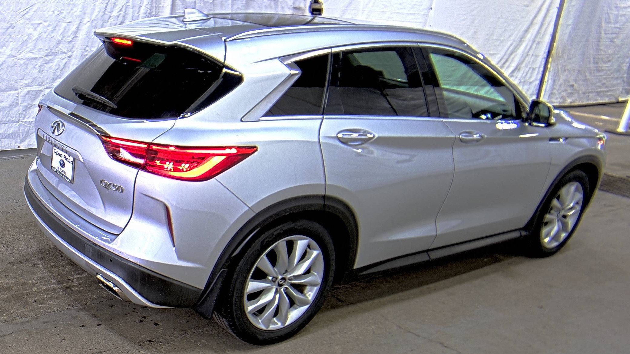 Used 2019 INFINITI QX50 Essential w/ Proactive Package AWD/4WD image 5