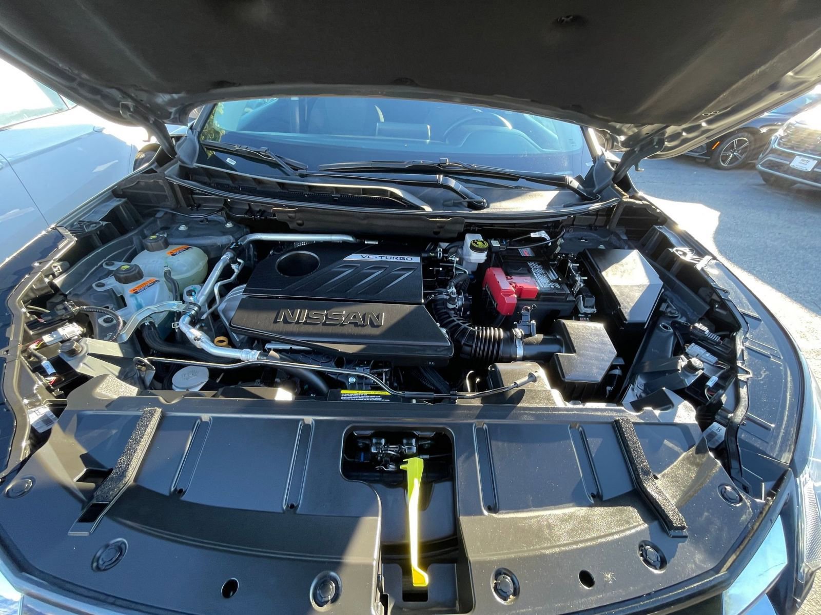 Used 2025 Nissan Rogue SV image 32