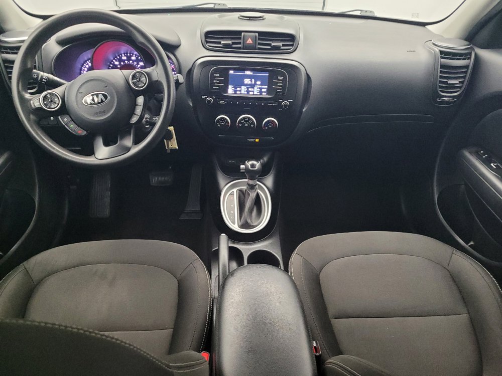 Used 2018 Kia Soul FWD image 22