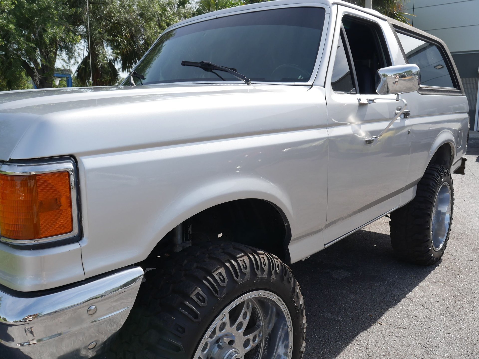 Used 1990 Ford Bronco AWD/4WD image 26