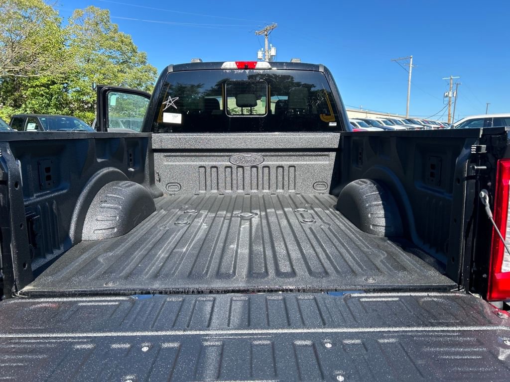 New 2026 Ford F350 XLT w/ XLT Premium Package image 28