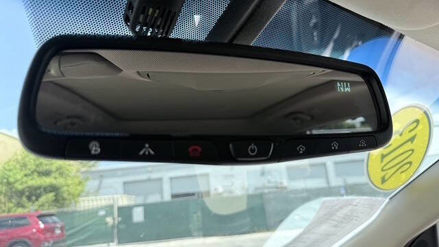 Used 2013 Hyundai Santa Fe Sport w/ Technology Pkg FWD image 4