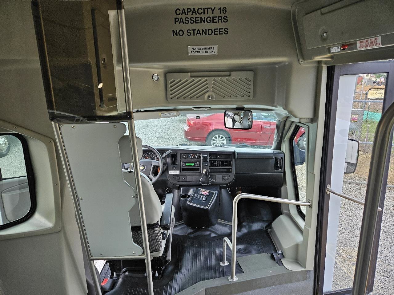Used 2018 Chevrolet Express 4500 w/ Shuttle Bus Package RWD image 22