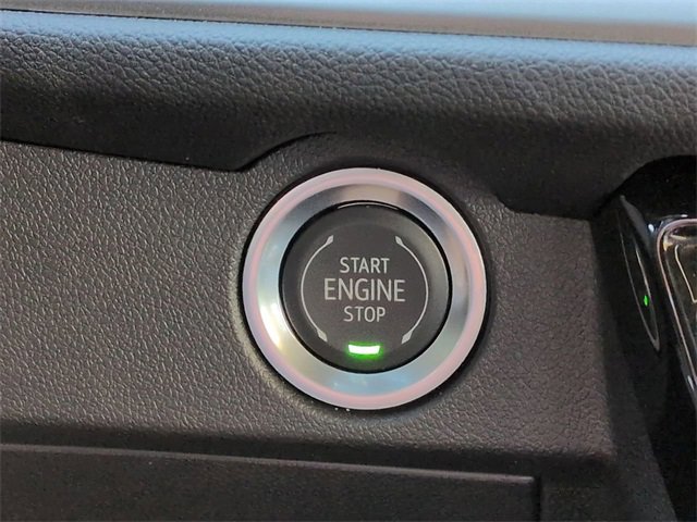 Used 2025 Chevrolet Traverse LT image 31