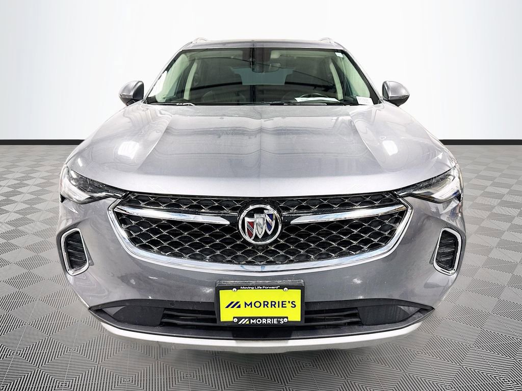 Used 2022 Buick Envision Avenir w/ Technology Package II image 2