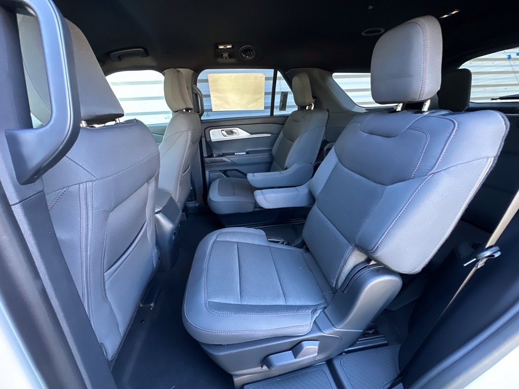 New 2027 Ford Explorer Active AWD/4WD image 19