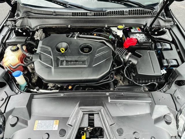 Used 2019 Lincoln MKZ Reserve FWD image 12