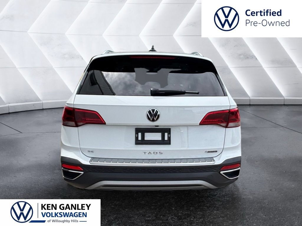 Used 2024 Volkswagen Taos SE AWD/4WD image 3