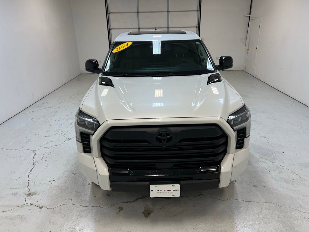 Used 2024 Toyota Tundra Limited image 7