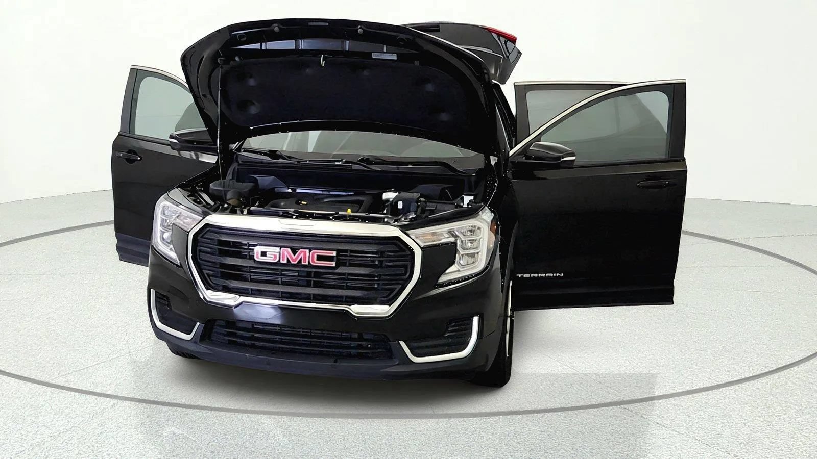 Used 2023 GMC Terrain SLE w/ Driver Convenience Package FWD image 9