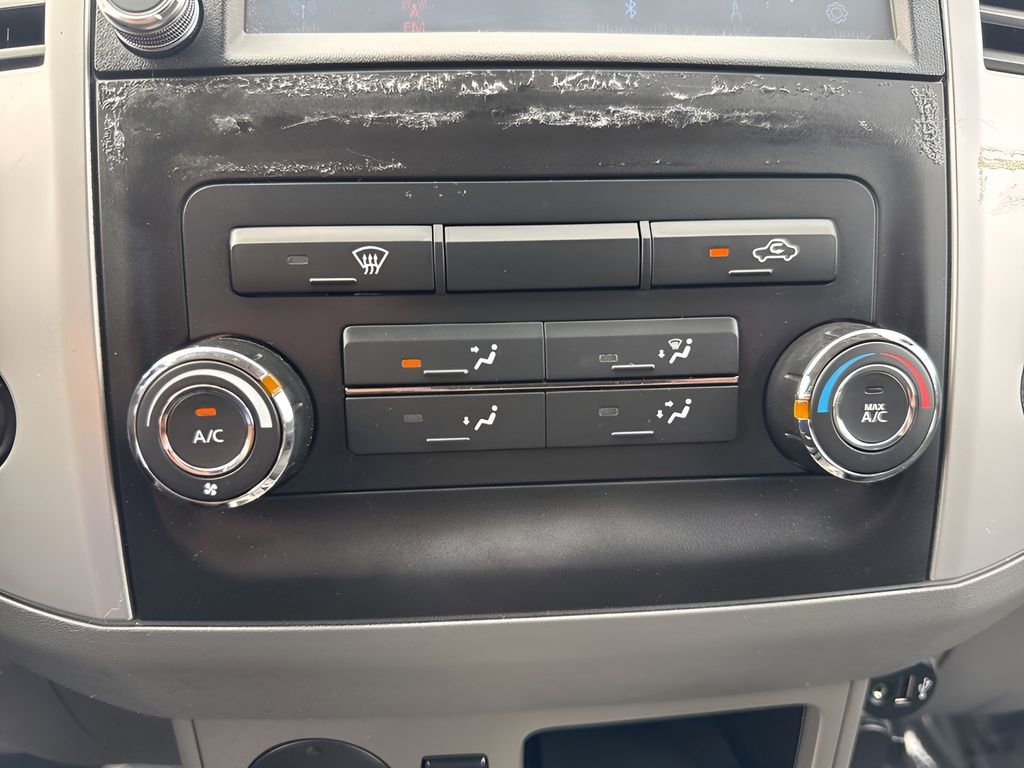 Used 2019 Nissan Frontier Desert Runner image 17