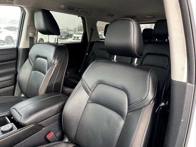 Certified 2024 Nissan Pathfinder SL image 24