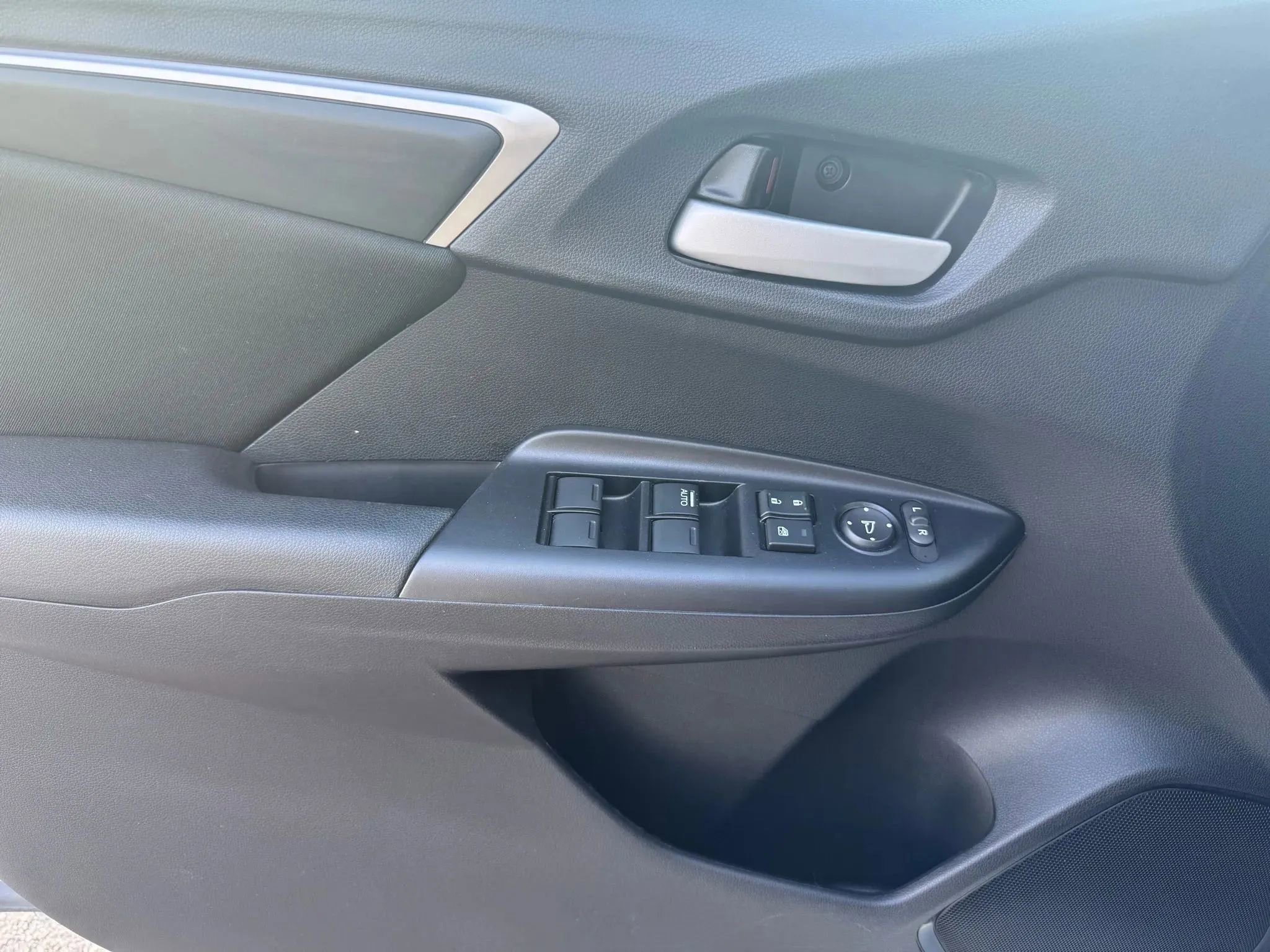 Used 2019 Honda Fit LX image 16