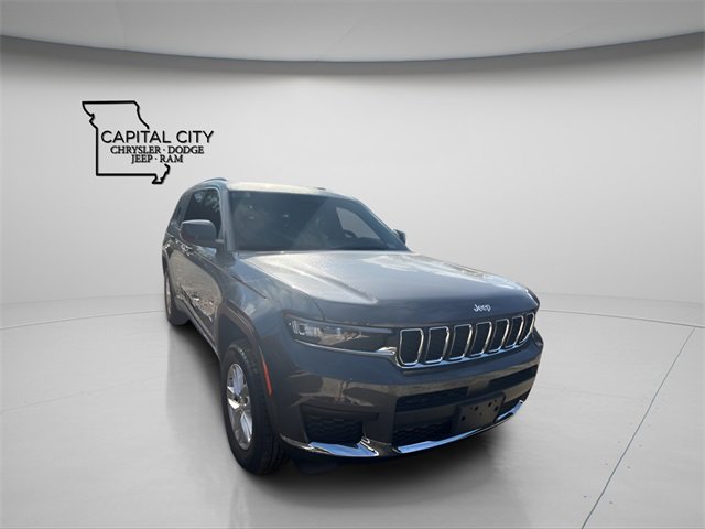 New 2025 Jeep Grand Cherokee L Laredo image 2