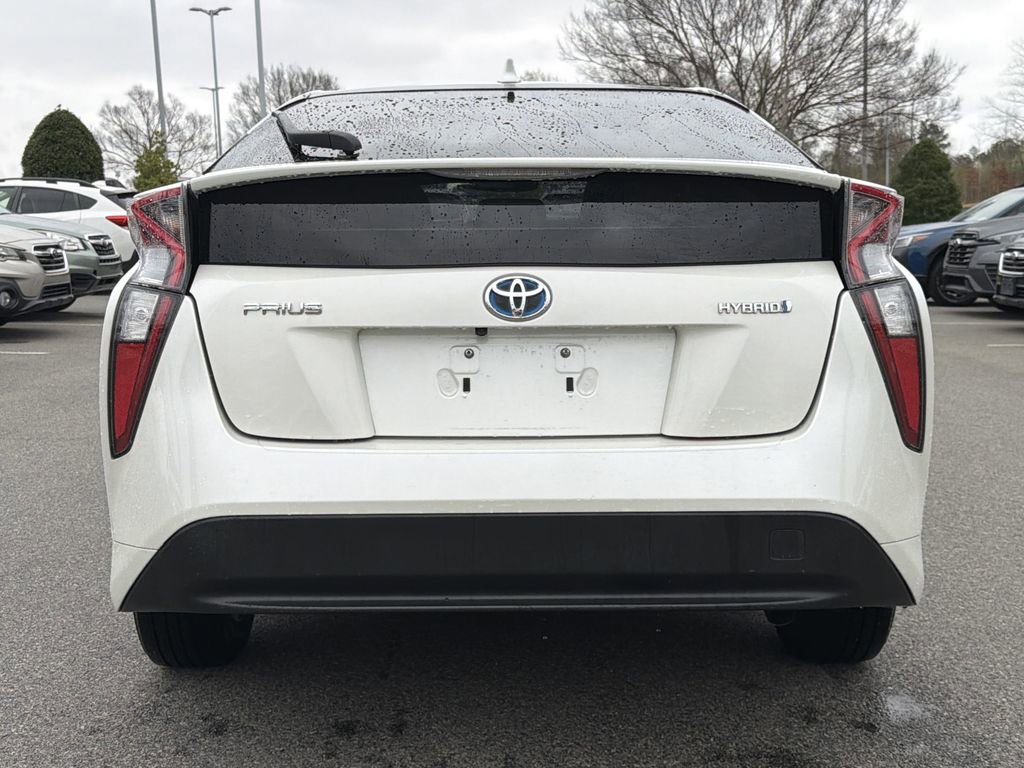 Used 2016 Toyota Prius Four image 4
