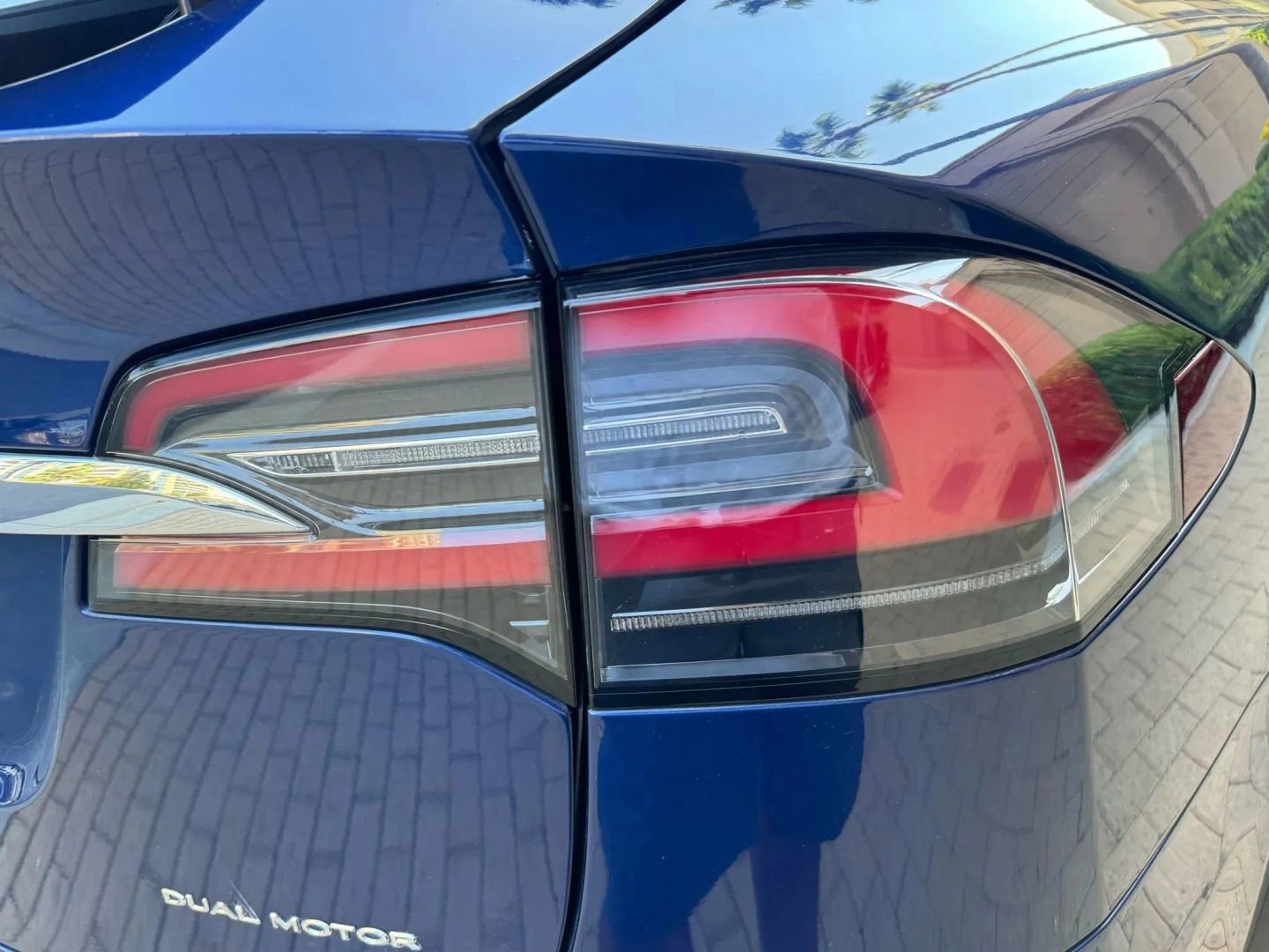Used 2018 Tesla Model X 75D image 33