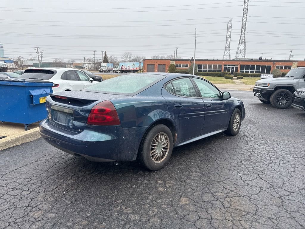 Used 2005 Pontiac Grand Prix GT w/ Leather Trim Package image 4