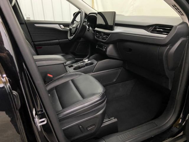Used 2024 Ford Escape Platinum AWD/4WD image 26